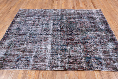 Vintage Distressed Area Rug (6' x 7')